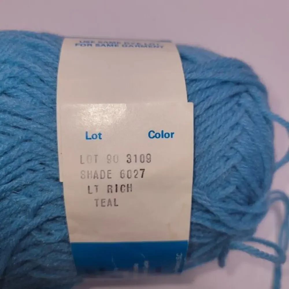 Yarn Brunswick 100% Orlon Acrylic 50 grams 175 Yards Gauge 6 STS‎ Lt Rich Teal